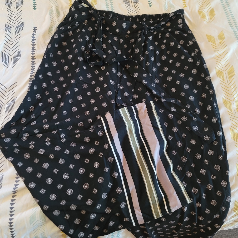 Torrid Wide Leg Stretch Pants Sz 1